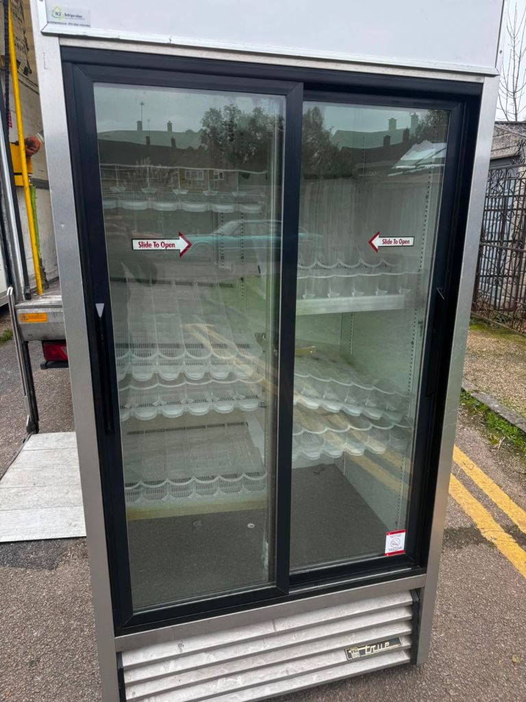 Commercial double door display fridge cafe shop restaurant takeaway supermarket 