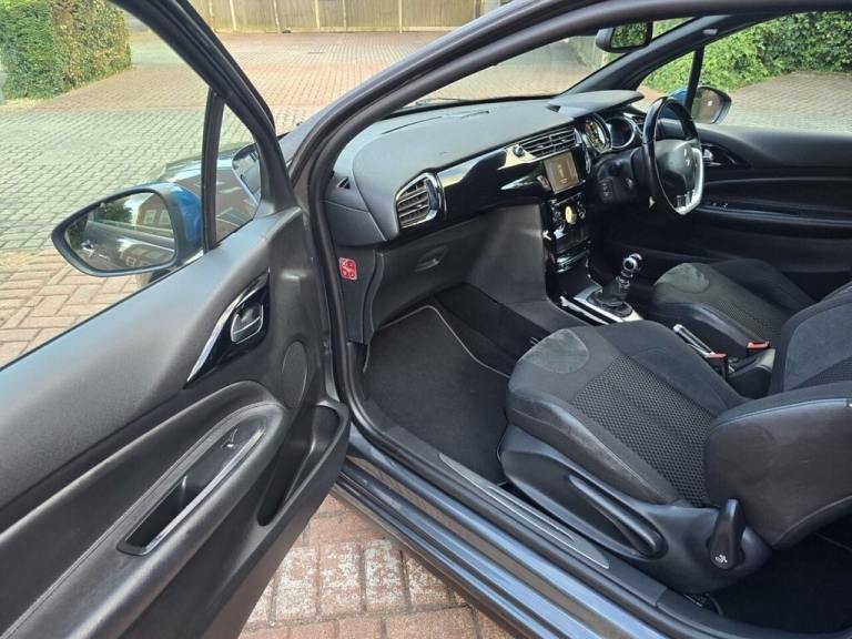 2017 DS Automobiles DS 3 1.2 PureTech Prestige Hatchback 3dr Petrol Manual Euro 6 (s/s) (130 ps) ...