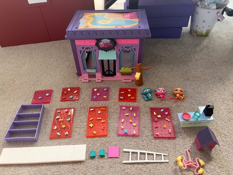 Littlest pet shop