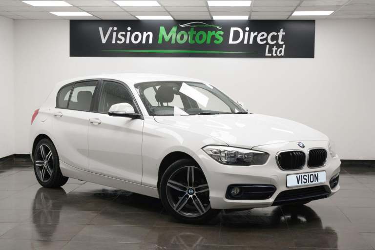 2017 BMW 1 Series 118i [1.5] Sport 5dr [Nav] HATCHBACK PETROL Manual