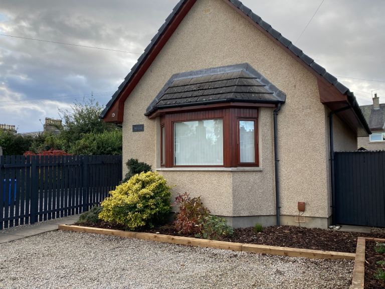 Short-term let, weekends only, Crown Inverness. Ideal for locums & contractors