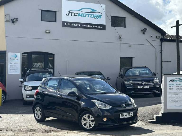 HYUNDAI I10 1.2 SE 5dr Man, petrol, black + Â?35 road tax 2014