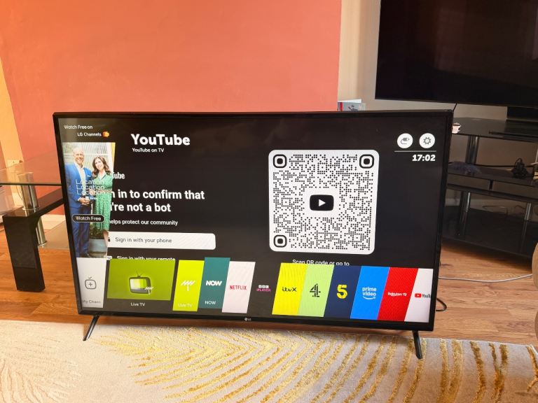LG 50” smart LED tv