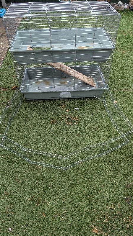 Small animal indoor hutch / cage