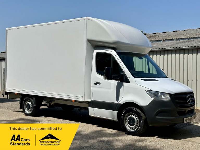 2023 Mercedes-Benz Sprinter 3.5t Progressive Chassis Cab CHASSIS CAB DIESEL Manual