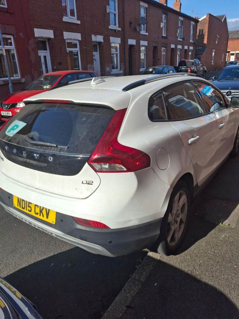 Volvo, V40, Hatchback, 2015, Manual, 1969 (cc), 5 doors