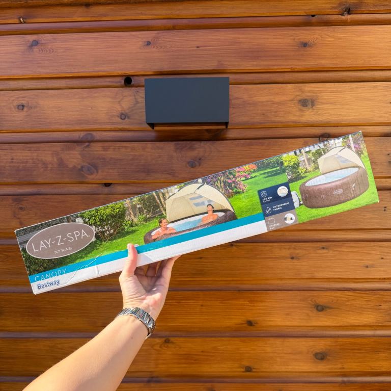 LAY-Z-SPA CANOPY BESTWAY BRAND NEW IN SEALED BOX