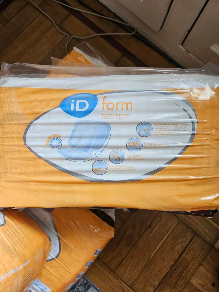 ID adult incontinence pads x8