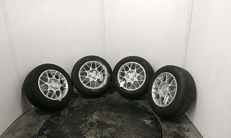Ford Capri Aftermarket Alloy Wheels 14" Inch Multistud 6j 1984