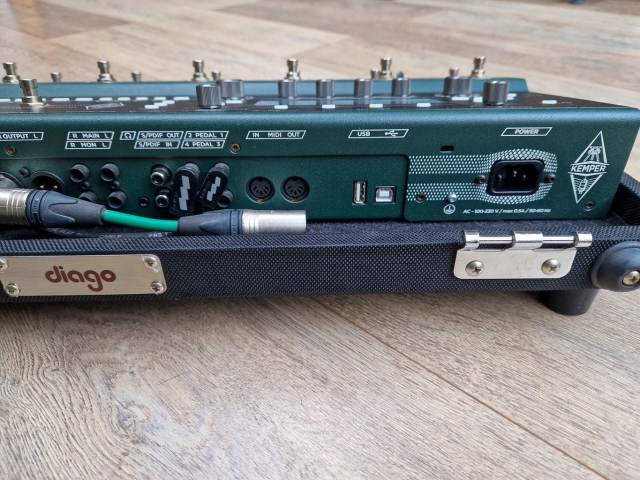 Kemper Profiler Stage with hard case and Mission EP1-KP expression
