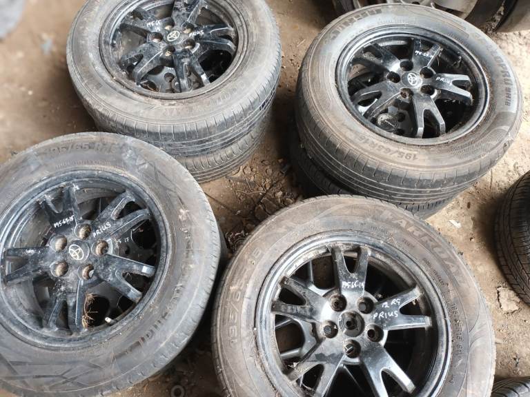 Toyota Prius 195 - 65 - 16 & 15 - sale £150
