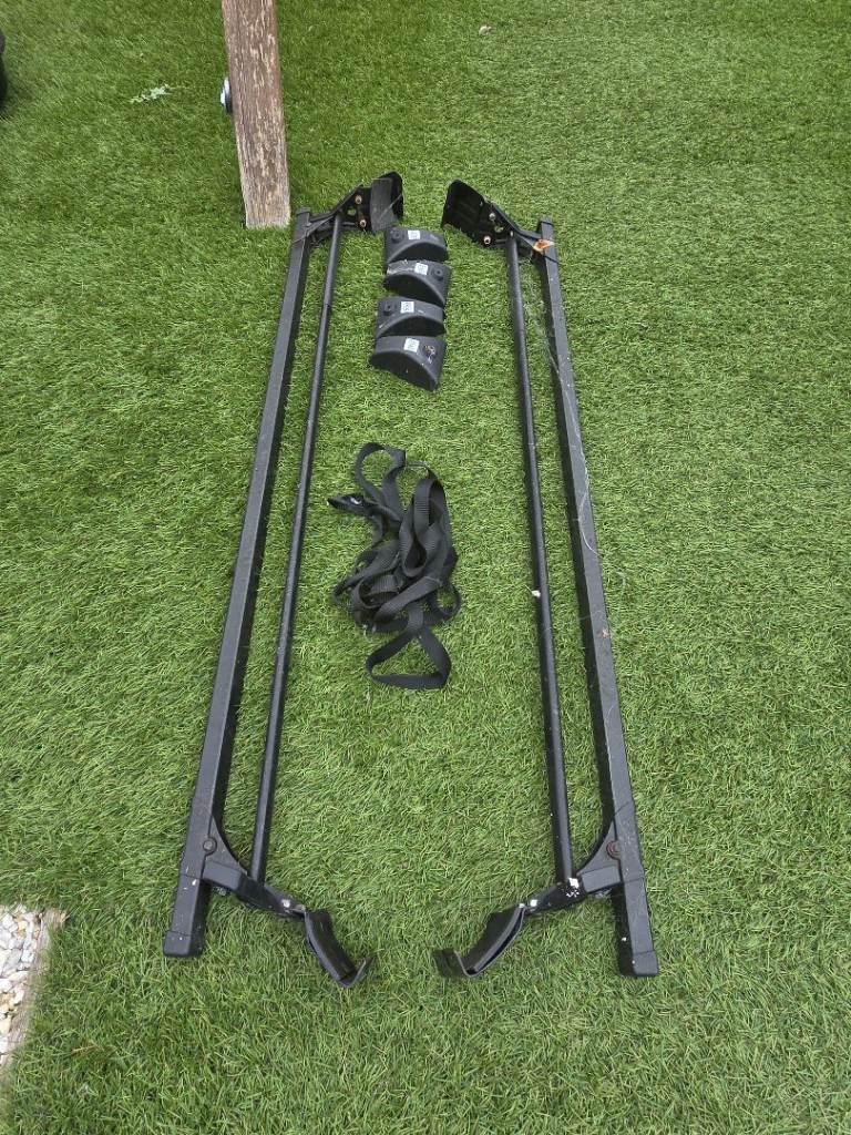 Cruz Roof Bars