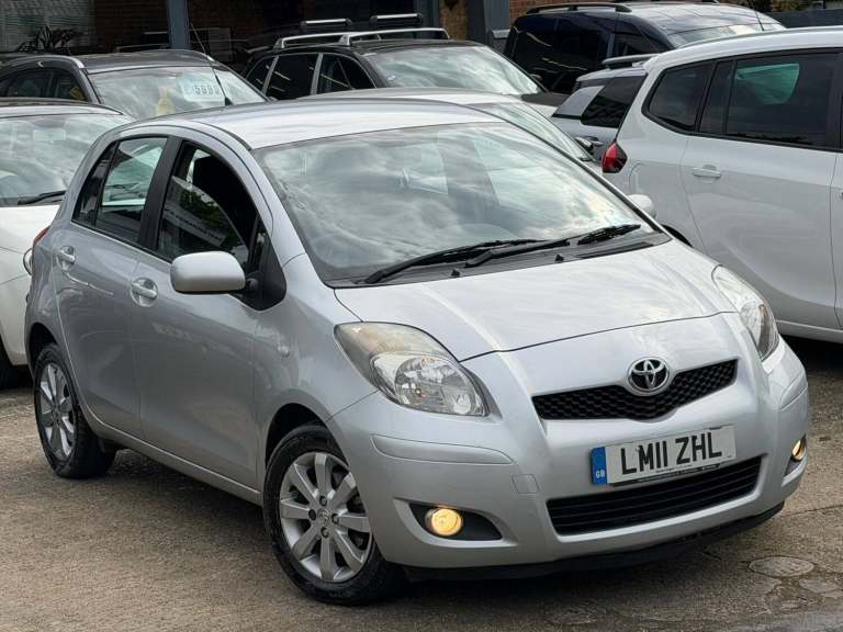 2011 Toyota Yaris 1.33 Dual VVT-i T Spirit Euro 5 (s/s) 5dr HATCHBACK Petrol Manual