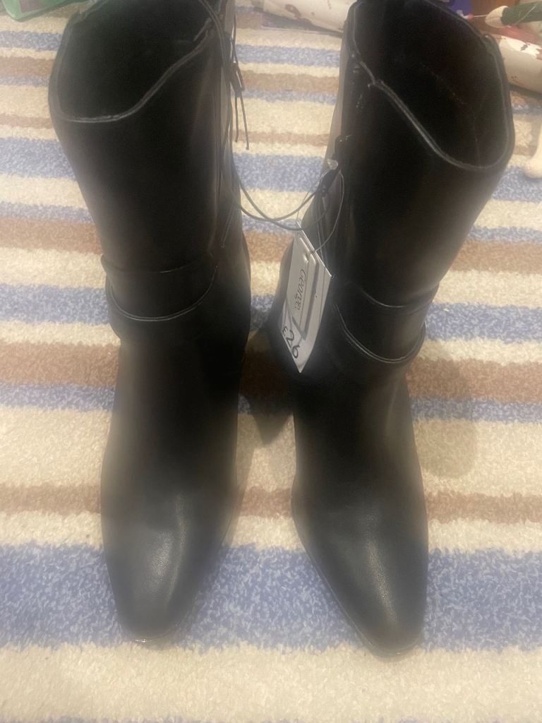 New heeled boots