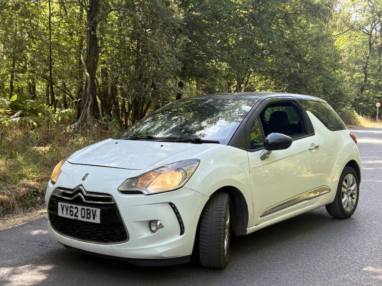 Citroen, DS3, Hatchback, 2012, Manual, 1560 (cc), 3 doors