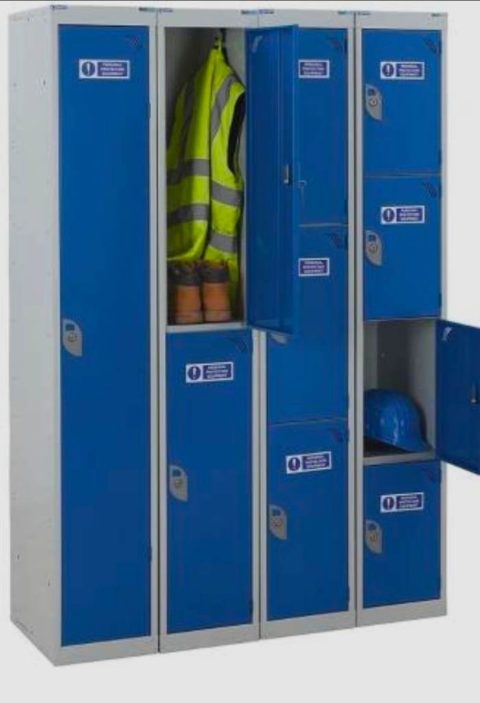Metal Personnel Lockers with Keys (As New )