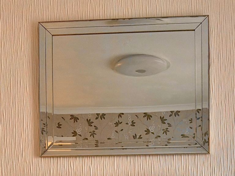 Mirror 