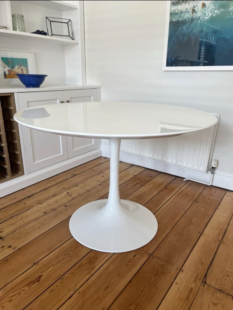 Tulip Table - Round Dining Table, White
