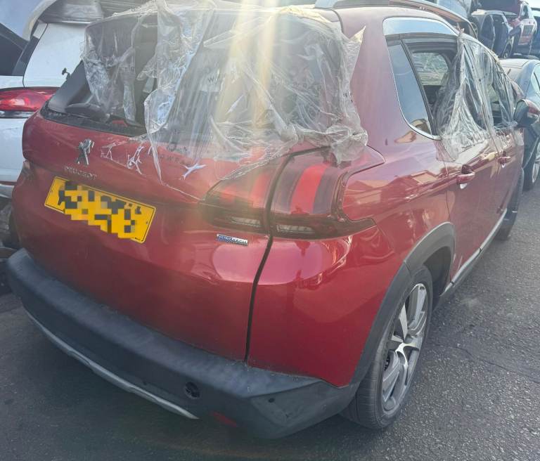 Breaking spare parts Peugeot 2008