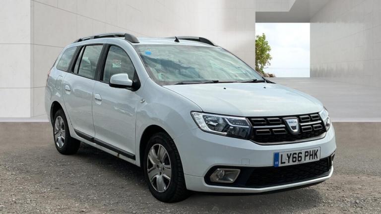 * 2017 DACIA LOGAN 1.5 DCi LAUREATE 5 DOOR + LONG MOT | £20 TAX | 2 KEYS *