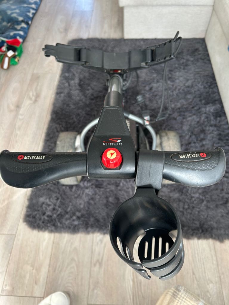 Motocaddy s1 electric golf trolley