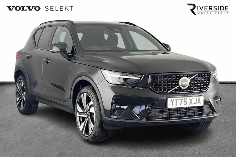 2025 Volvo XC40 Plus, B3 Mild hybrid, Petrol, Dark Estate Petrol Automatic