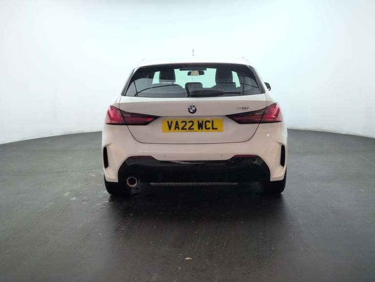 2022 BMW 1 Series 1.5 118i M Sport (LCP) Hatchback 5dr Petrol Manual Euro 6 (s/s) (136 ps) -  HAT...