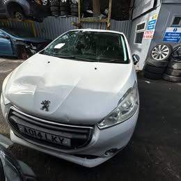 ♻️PEUGEOT 208 2014 1.2 PETROL BREAKING FOR PARTS♻️