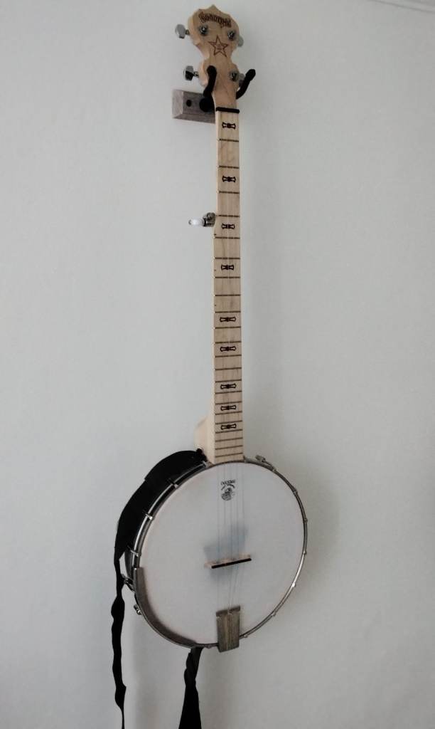 Goodtime Banjo – Light Wood, Good Condition