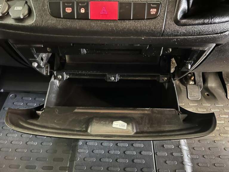 2022 Peugeot Boxer 2.2 BlueHDi H2 Professional Van 140ps PANEL VAN DIESEL Manual