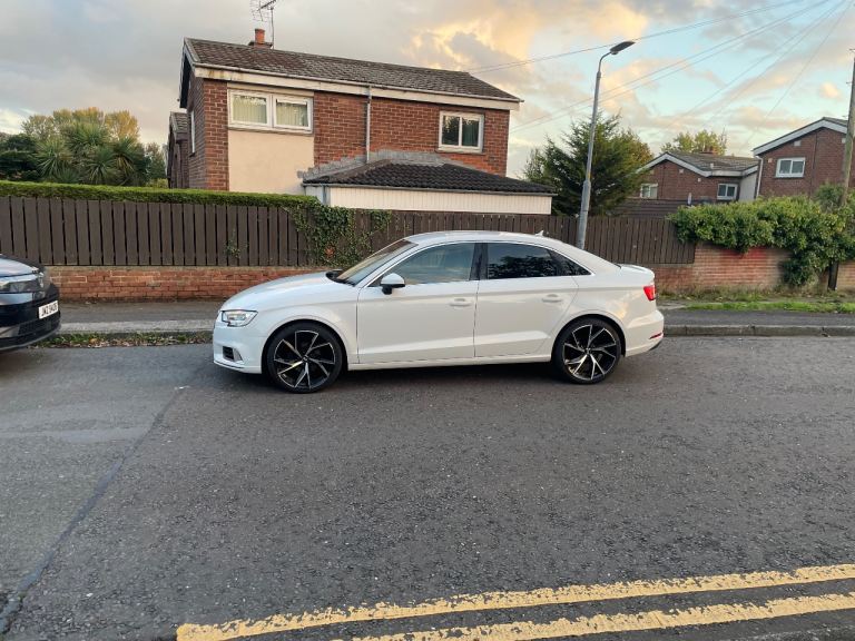 Audi, A3, Saloon, 2016, Manual, 1968 (cc), 4 doors