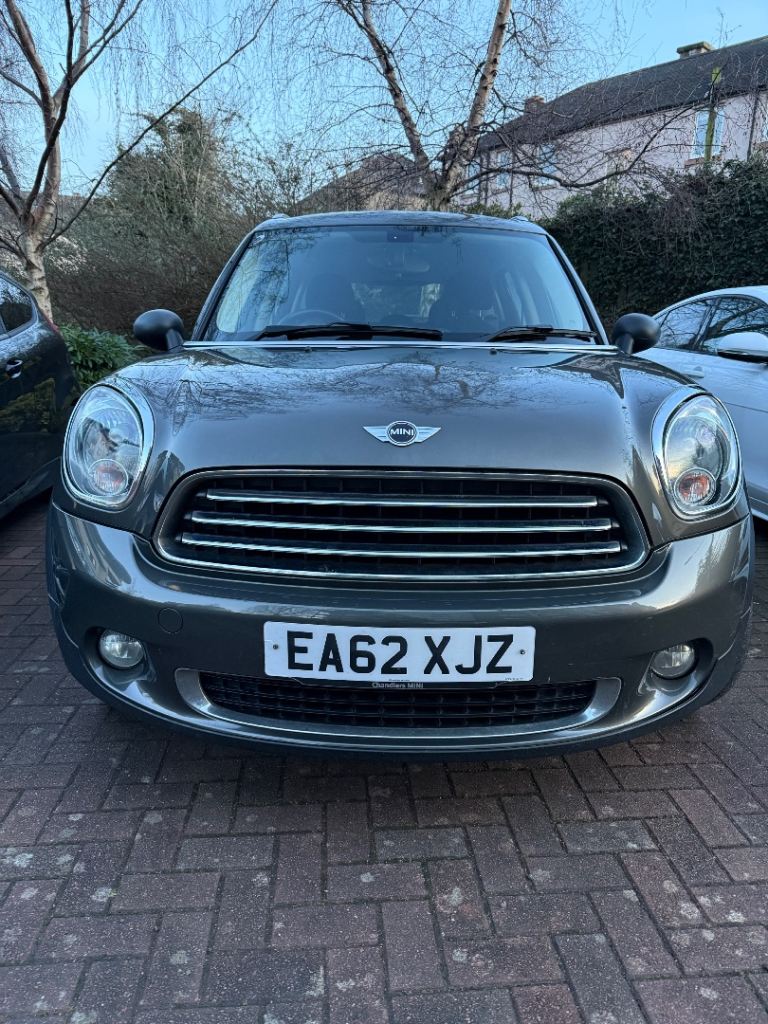 Mini Countryman 1.6 automatic auto (unlike Volkswagen Golf and Mini Cooper)
