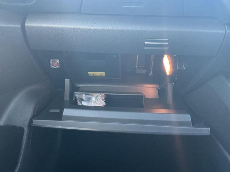 2025 Citroen e-C4 50kWh MAX Hatchback 5dr Electric Auto (7.4kW Charger) (136 ps) HATCHBACK Electr...