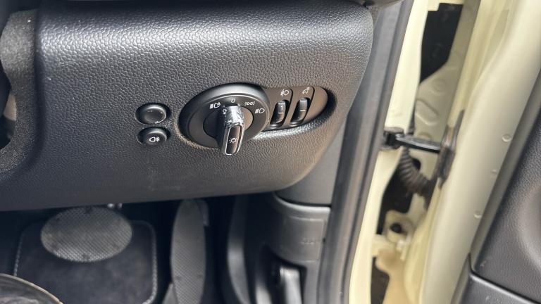 2022 MINI Hatch 2.0 Cooper S Exclusive 3dr Auto Petrol Hatchback Hatchback Petrol Automatic