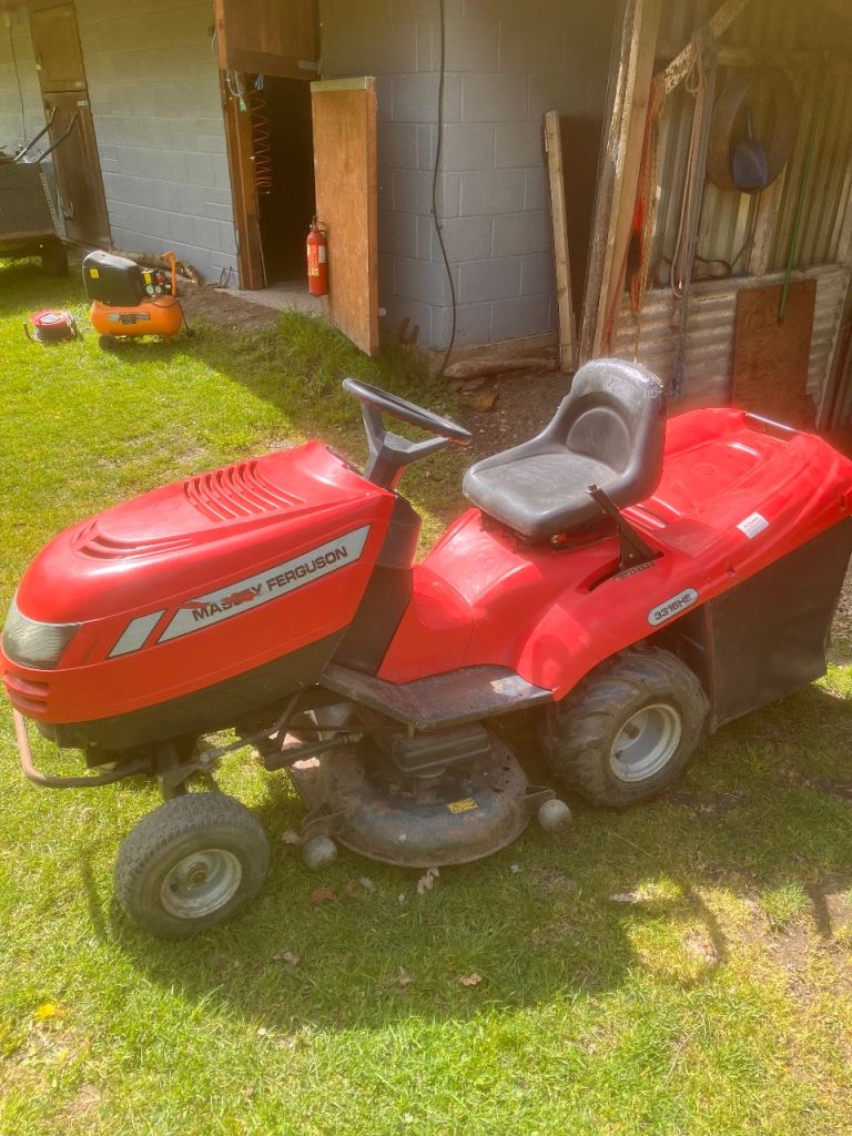Massey Ferguson 3316HE ride on mower 