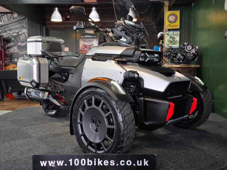 2025/75 CAN-AM CANYON XT 1330cc SEMI AUTO TRIKE 412 MILE'S 