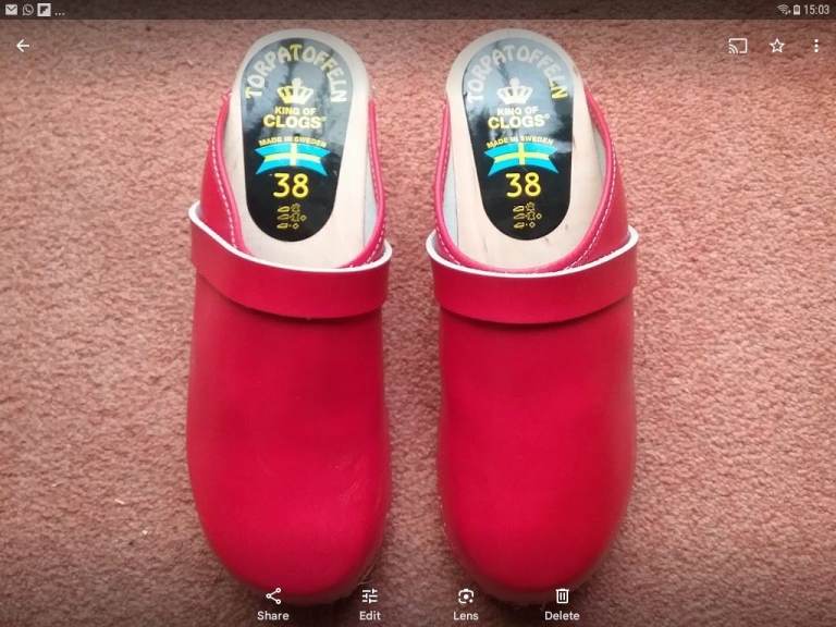 Torpatoffeln clogs. + otherr items tables Xmas gifts paintings etc.