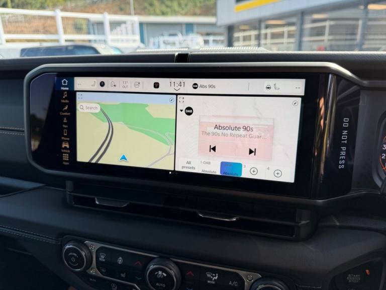 2025 JEEP WRANGLER BUZZ SV LUXURY 2.0 SUV 4DR Black FUEL Wheels MOPAR Bumper+++