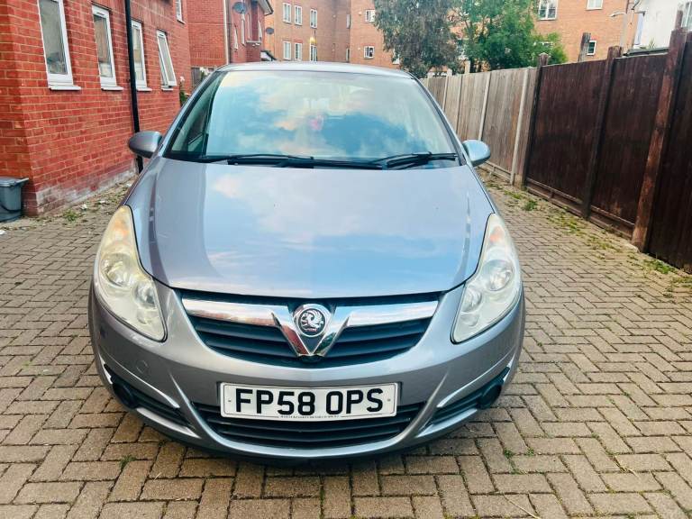 VAUXHALL CORSA 2009 FULLY AUTOMATIC 1.4 PETROL, LOW MILEAGE, HPI CLEAR, GOOD CONDITION, LADY OWENR