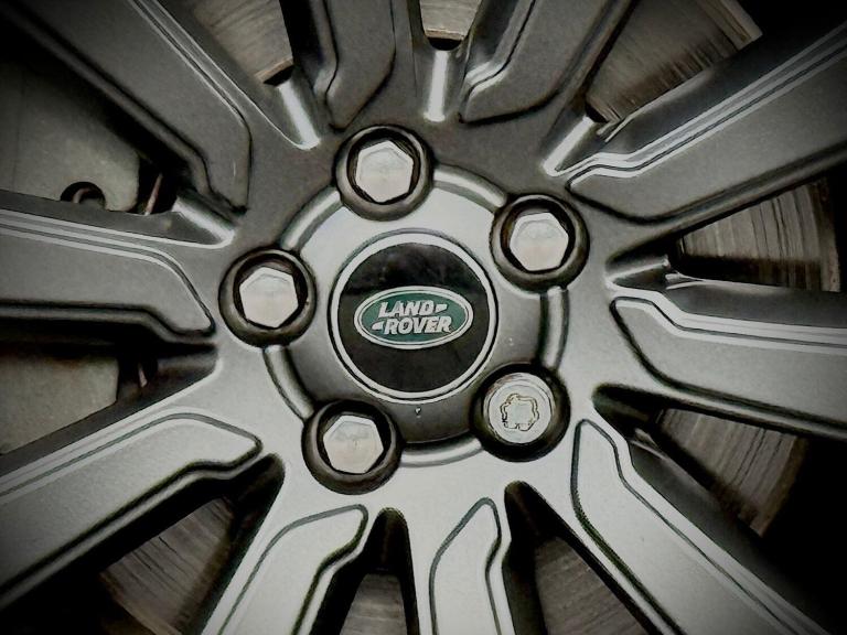 2018 Land Rover Range Rover Velar 2.0 D240 R-Dynamic S 5dr Auto ESTATE DIESEL Automatic