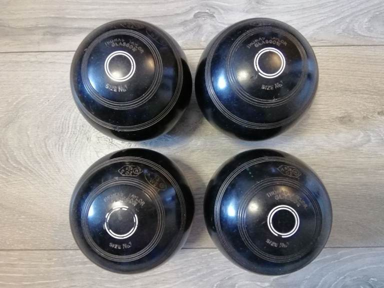 Lawn Bowls Taylor Lignoid, Size 1. 