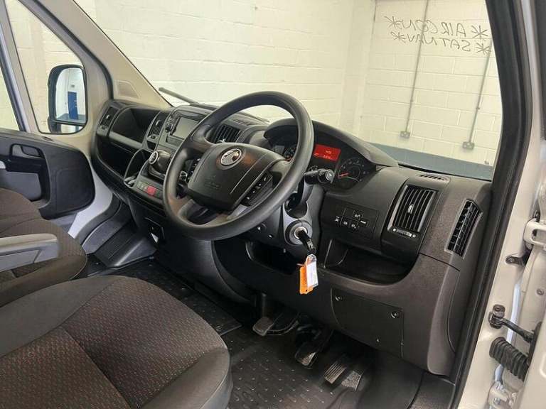 2022 Vauxhall Movano 2.2 Turbo D 140ps H2 Van Dynamic PANEL VAN DIESEL Manual