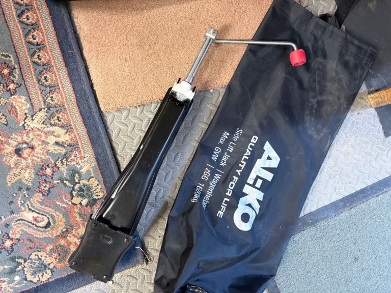 Al-ko side lift jack for caravan or motor home