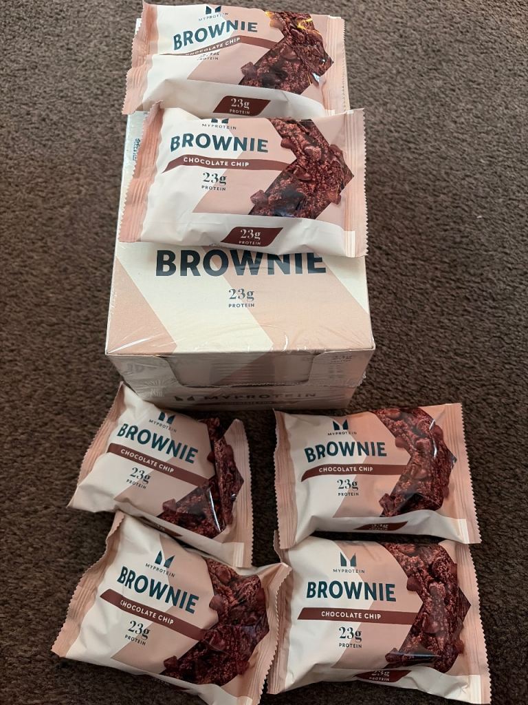 MyProtein Brownie 23g protein Chocolate Chip Snacks. Full box of 12 plus 6 extra - Brand New