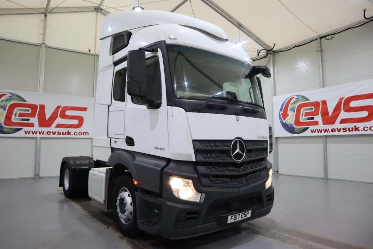 2017 (17 PLATE) Mercedes Benz ACTROS 1840 4x2 Euro 6 Tractor Units