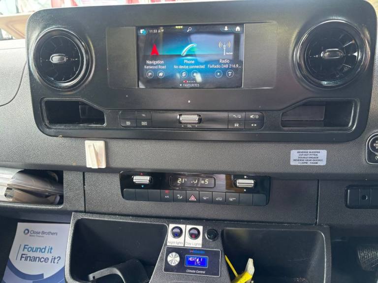 2020 20 MERCEDES-BENZ SPRINTER 516 CDI MINIBUS WHEEL CHAIR ACEESS TWIN WHEEL AUT