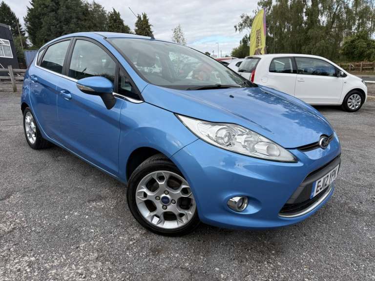 2012 Ford Fiesta 1.4 Zetec 5dr HATCHBACK PETROL Manual