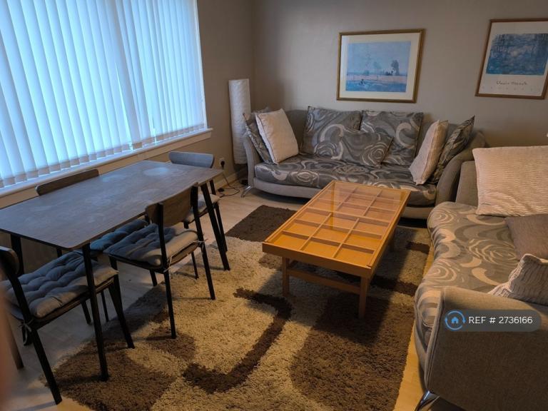2 bedroom flat in Glencoats Drive, Paisley, PA3 (2 bed) (#2736166)