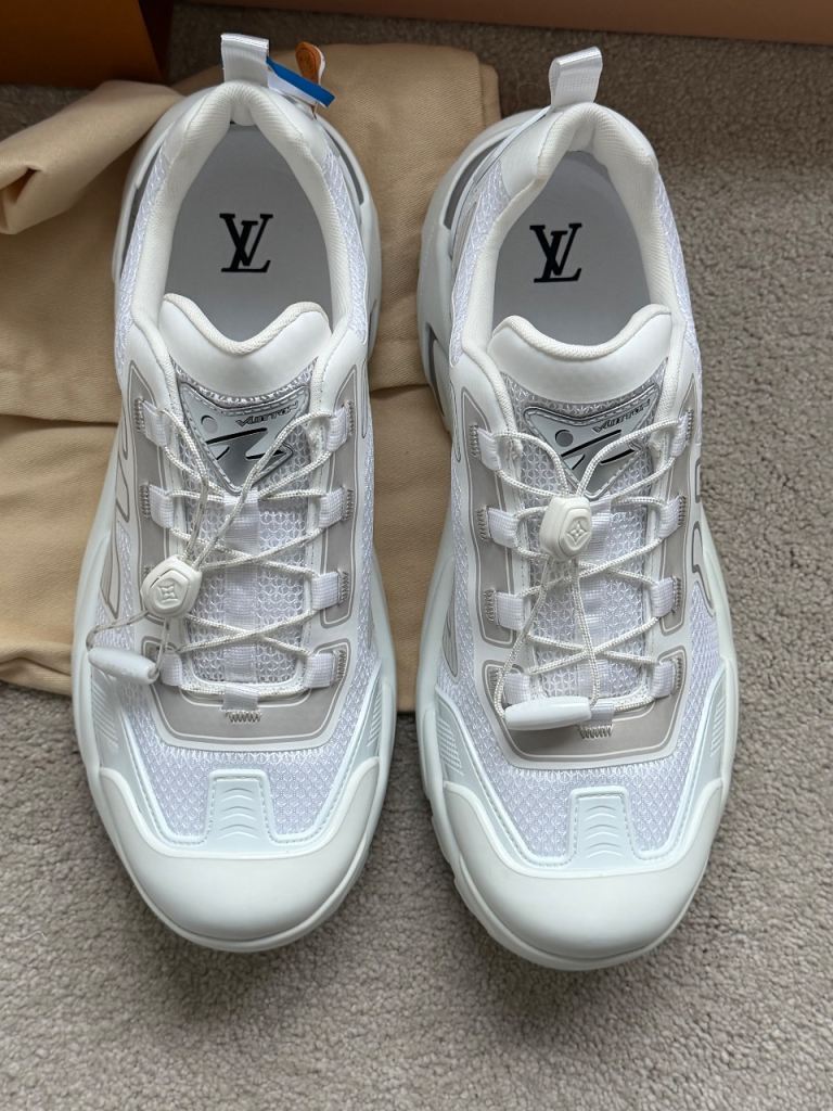 image for LV Men’s trainers white  UK9