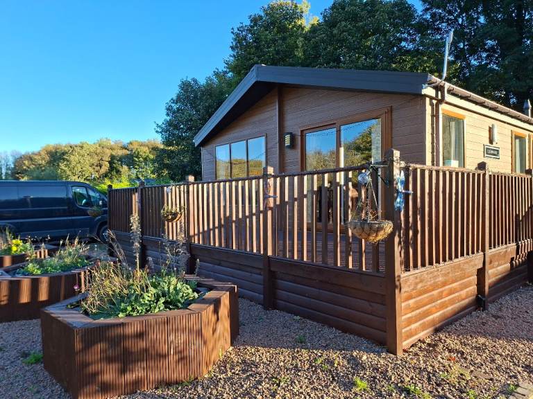 Lodge and static caravan at thurston manor 